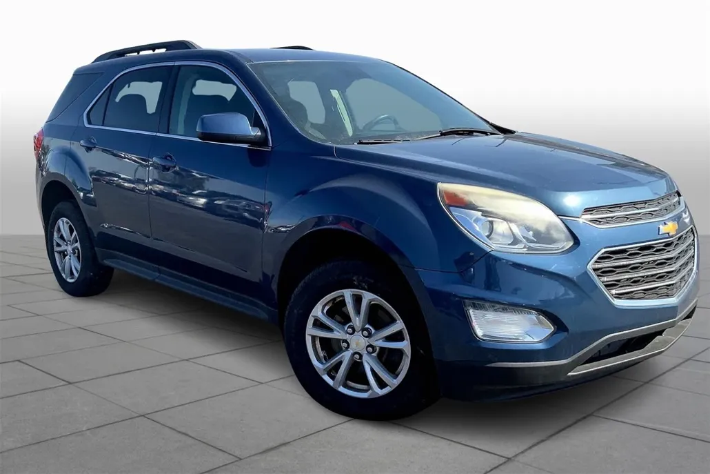 2016 Chevrolet Equinox LT photo 1