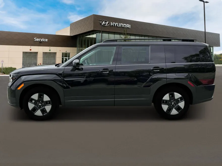 2025 Hyundai Santa Fe SEL photo 1