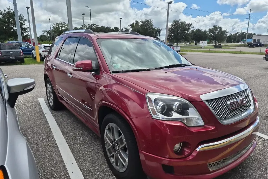 2012 Gmc Acadia Denali photo 1