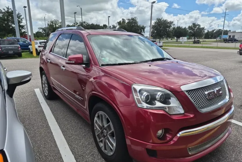 2012 Gmc Acadia Denali photo 1