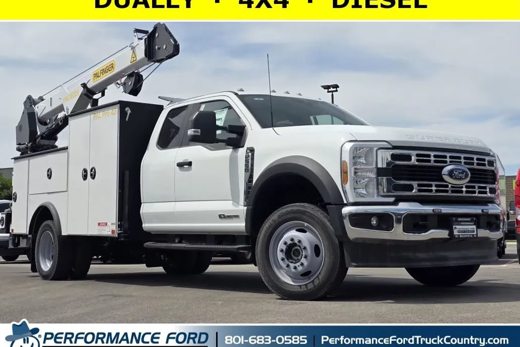 2024 Ford F-550 XL photo 1