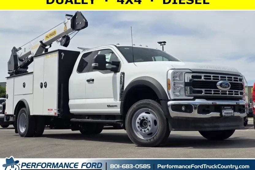 2024 Ford F-550 XL photo 1
