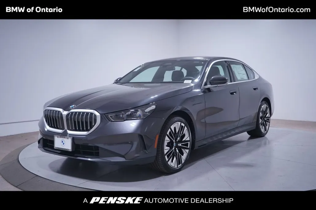 2026 Bmw 530i photo 1