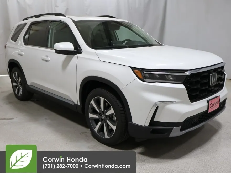 2025 Honda Pilot Touring photo 1