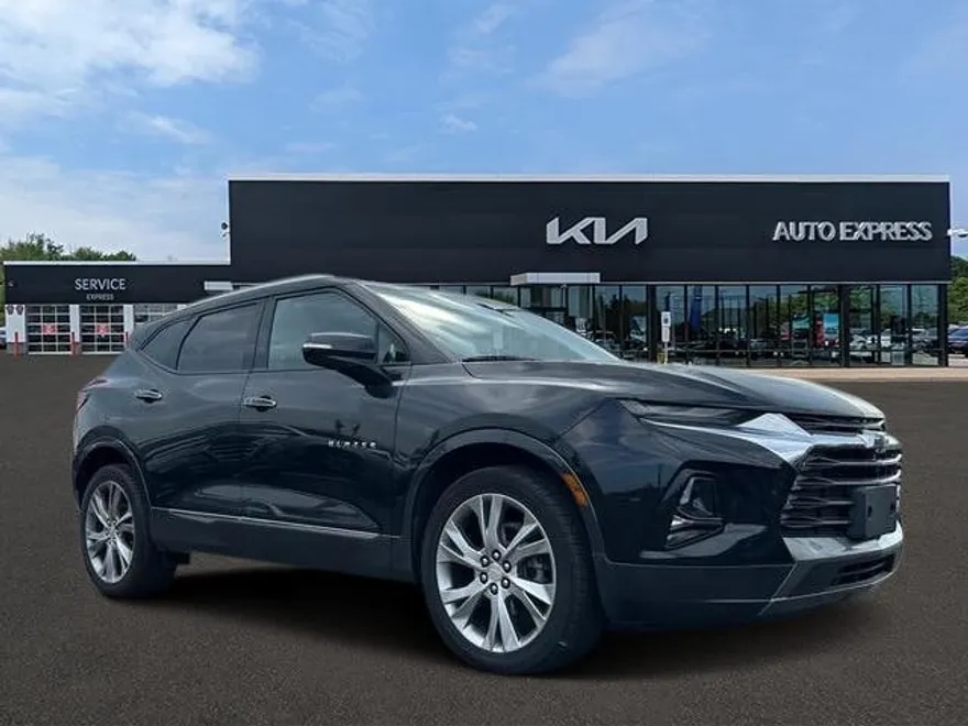 2022 Chevrolet Blazer Premier photo 1