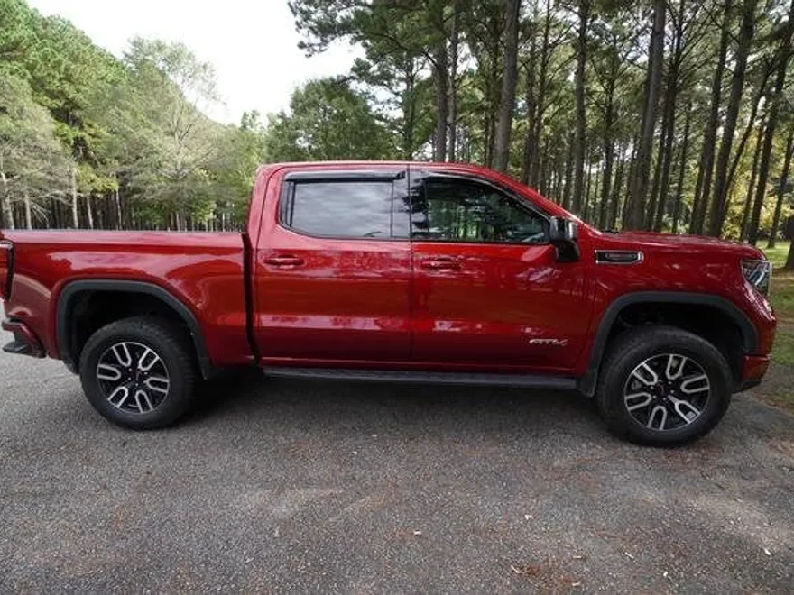2025 Gmc Sierra 1500 AT4 photo 1
