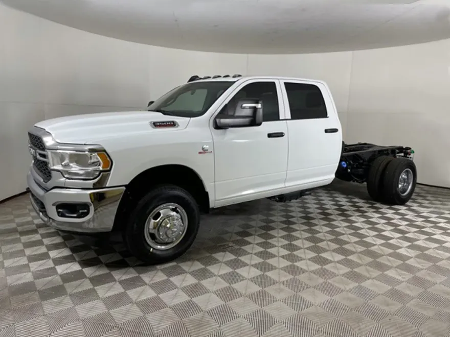 2024 Ram 3500 SLT photo 1