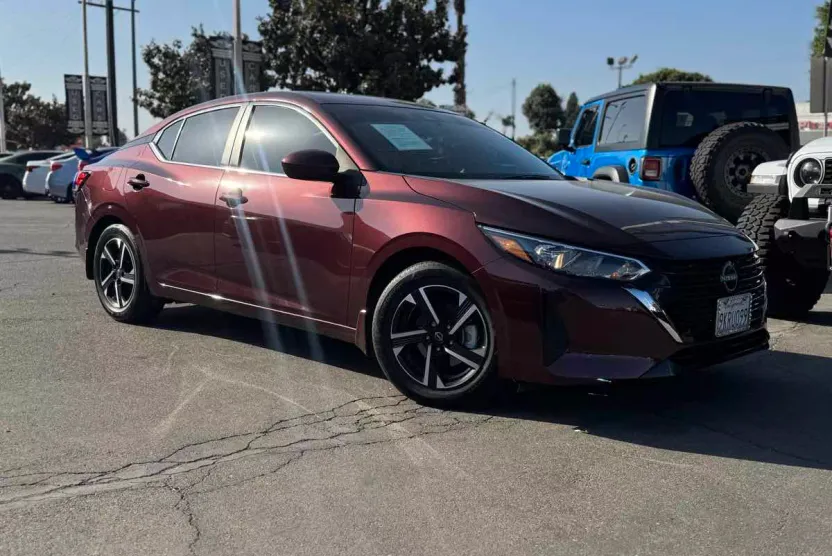 2024 Nissan Sentra SV photo 1