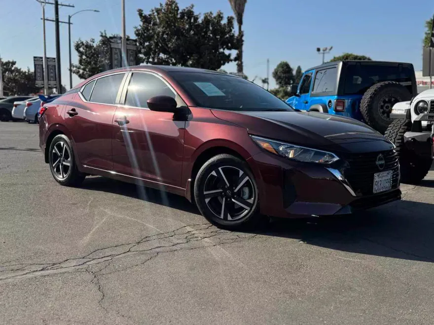 2024 Nissan Sentra SV photo 1
