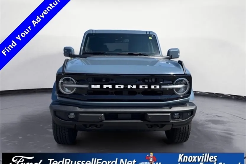 2025 Ford Bronco Outer Banks photo 1