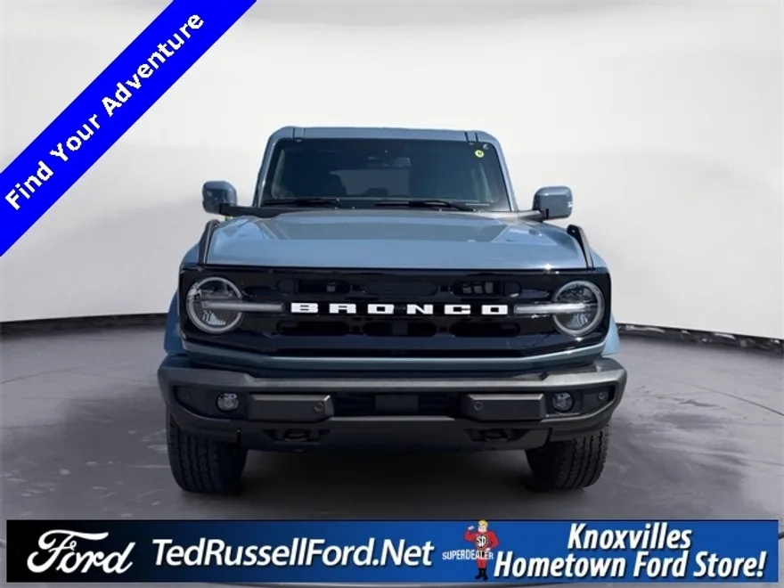 2025 Ford Bronco Outer Banks photo 1