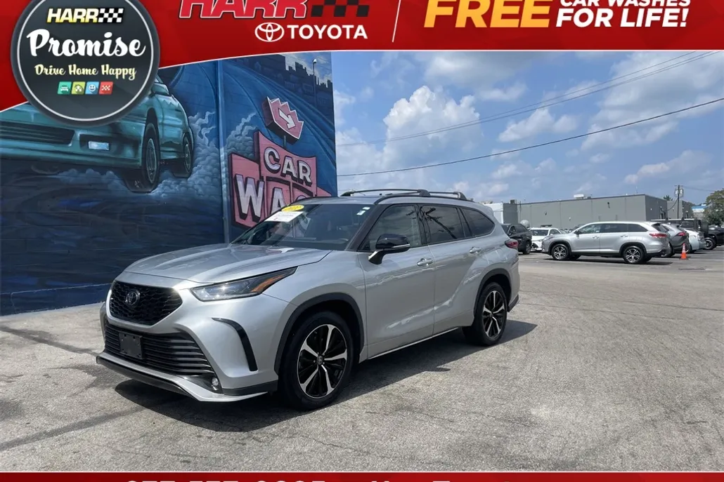 2022 Toyota Highlander XSE photo 1