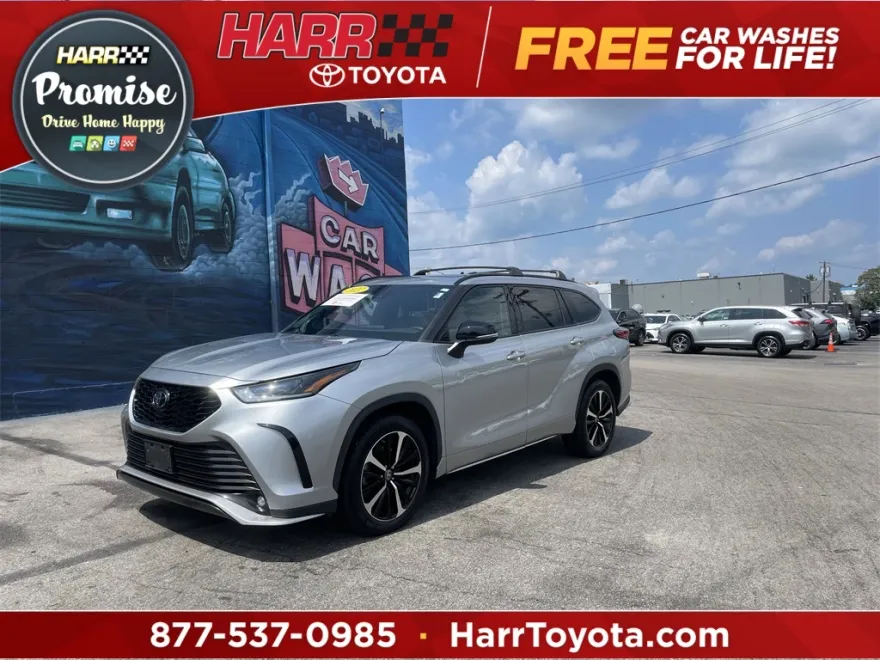 2022 Toyota Highlander XSE photo 1