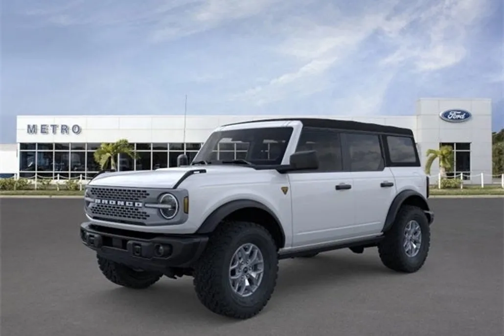 2025 Ford Bronco Badlands photo 1