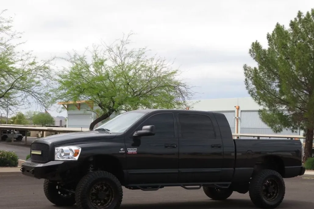 2008 Dodge Ram Laramie photo 1