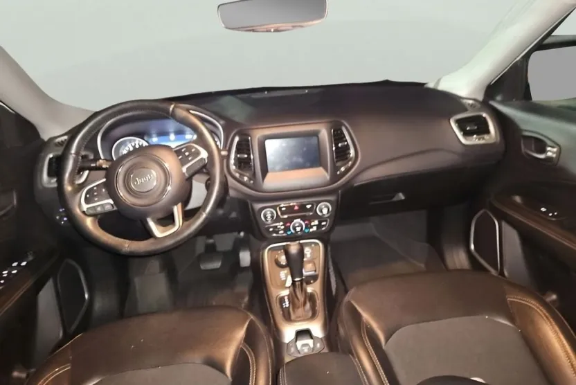 2019 Jeep Compass Latitude photo 1