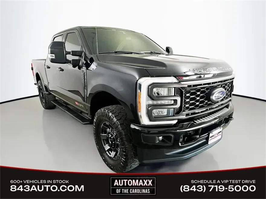 2023 Ford F-250 Lariat photo 1
