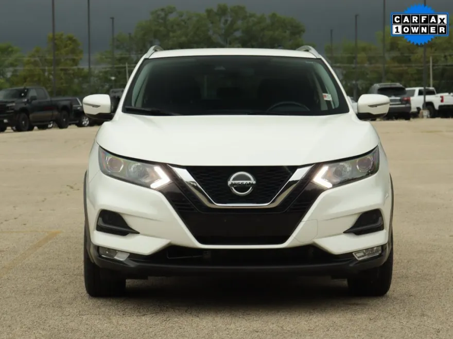 2021 Nissan Rogue Sport SV photo 1