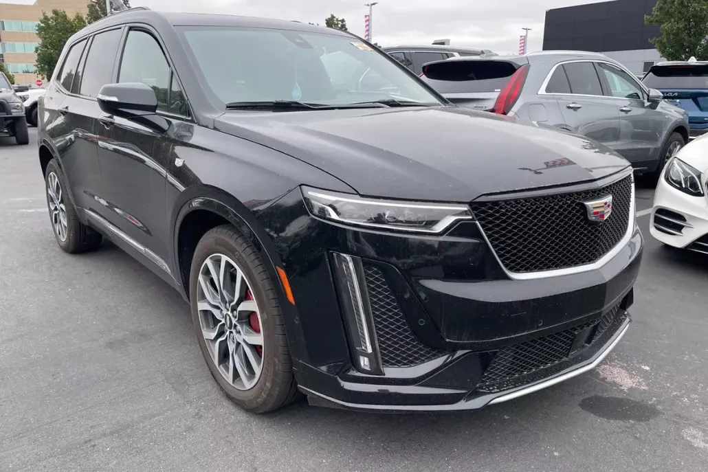 2024 Cadillac XT6 Sport photo 1