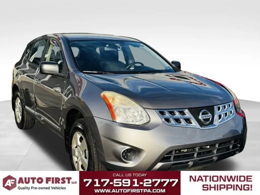 2011 Nissan Rogue S photo 1