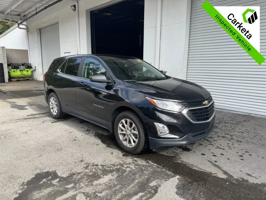 2021 Chevrolet Equinox LT photo 1