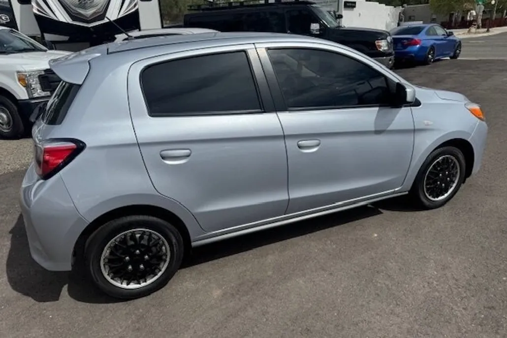 2021 Mitsubishi Mirage ES photo 1