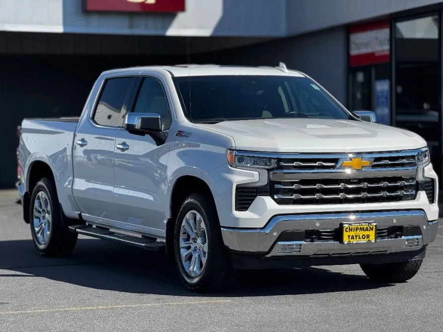 2025 Chevrolet Silverado 1500 LTZ photo 1