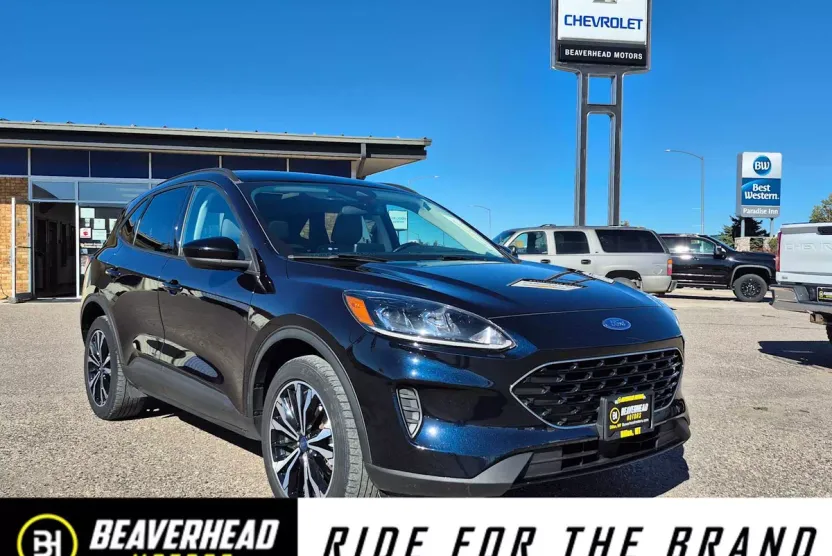 2021 Ford Escape SE photo 1