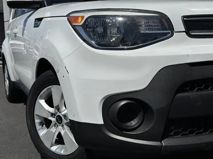 2017 Kia Soul Base photo 1