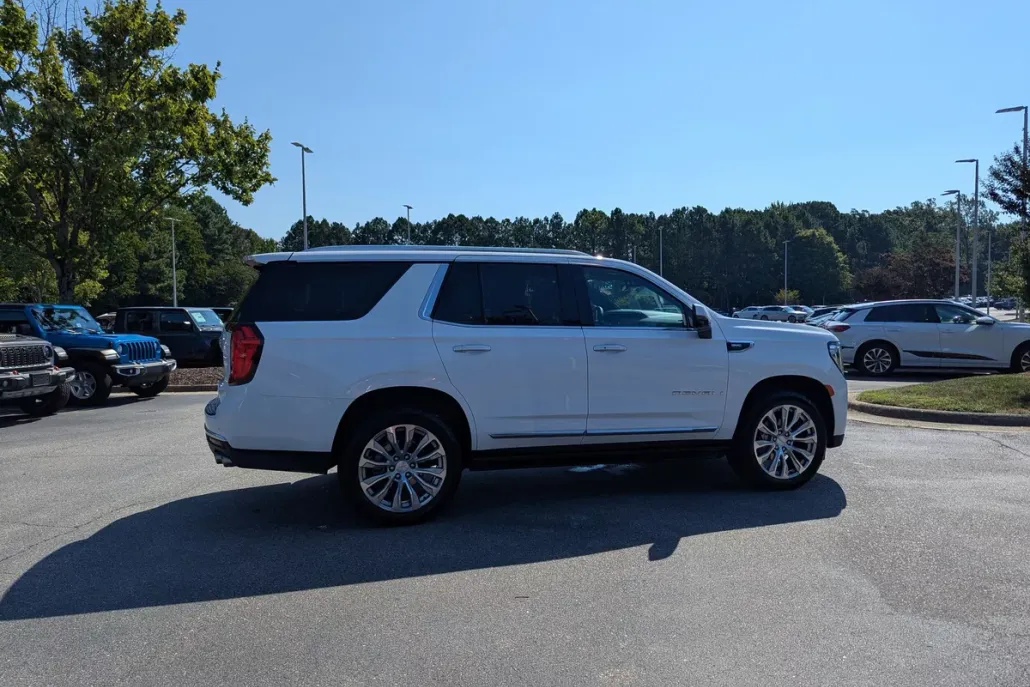 2023 Gmc Yukon Denali photo 1