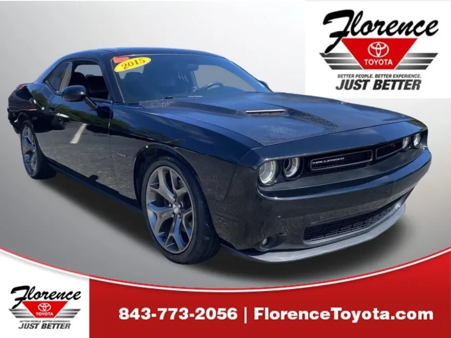 2015 Dodge Challenger R/T photo 1