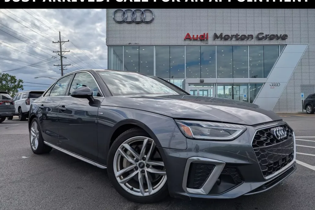2022 Audi A4 S line Quattro Premium Plus photo 1