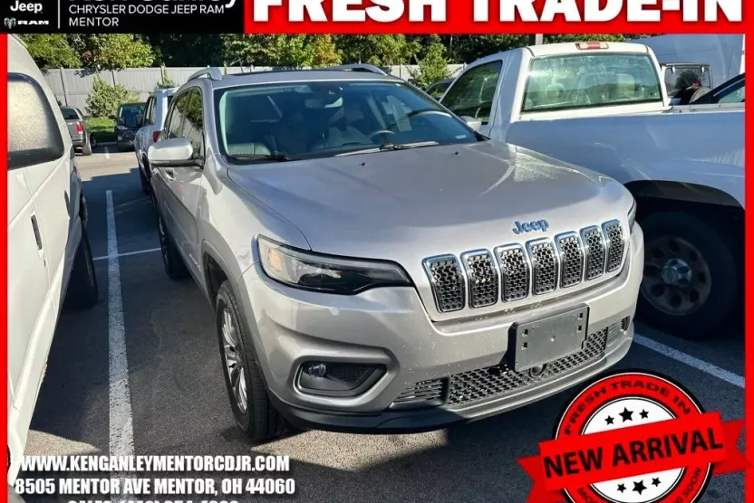 2021 Jeep Cherokee Latitude Lux photo 1
