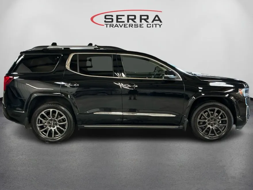 2022 Gmc Acadia Denali photo 1