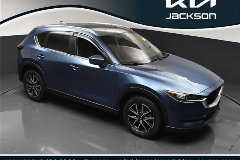 2018 Mazda CX-5 Touring photo 1
