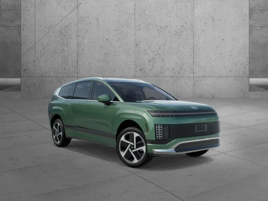 2026 Hyundai Ioniq photo 1