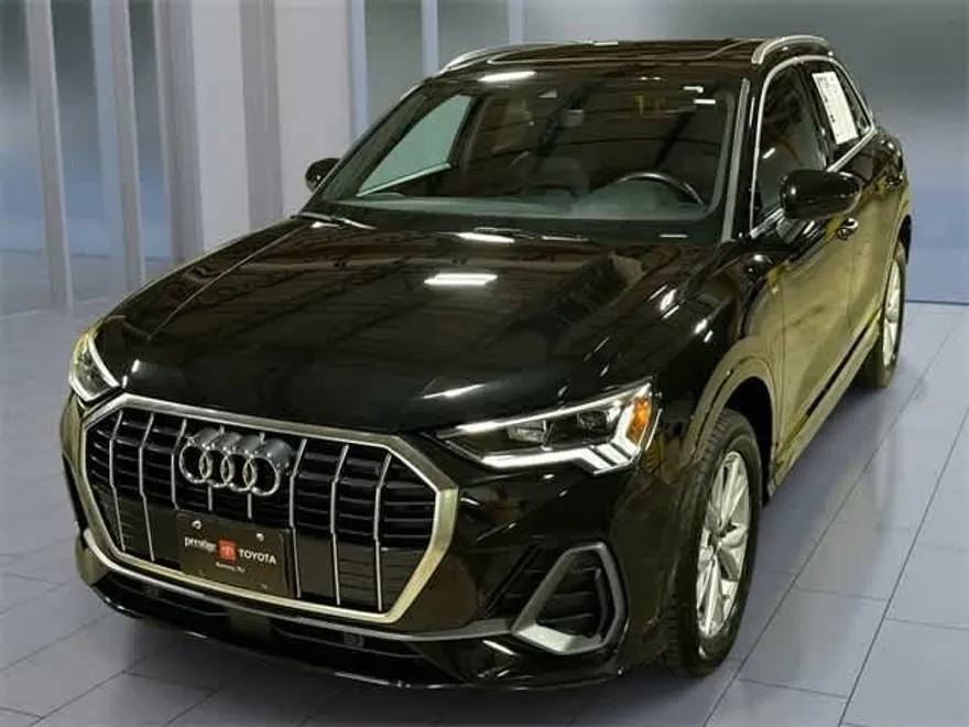 2024 Audi Q3 Premium S line photo 1