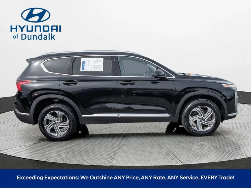 2022 Hyundai Santa Fe SEL photo 1