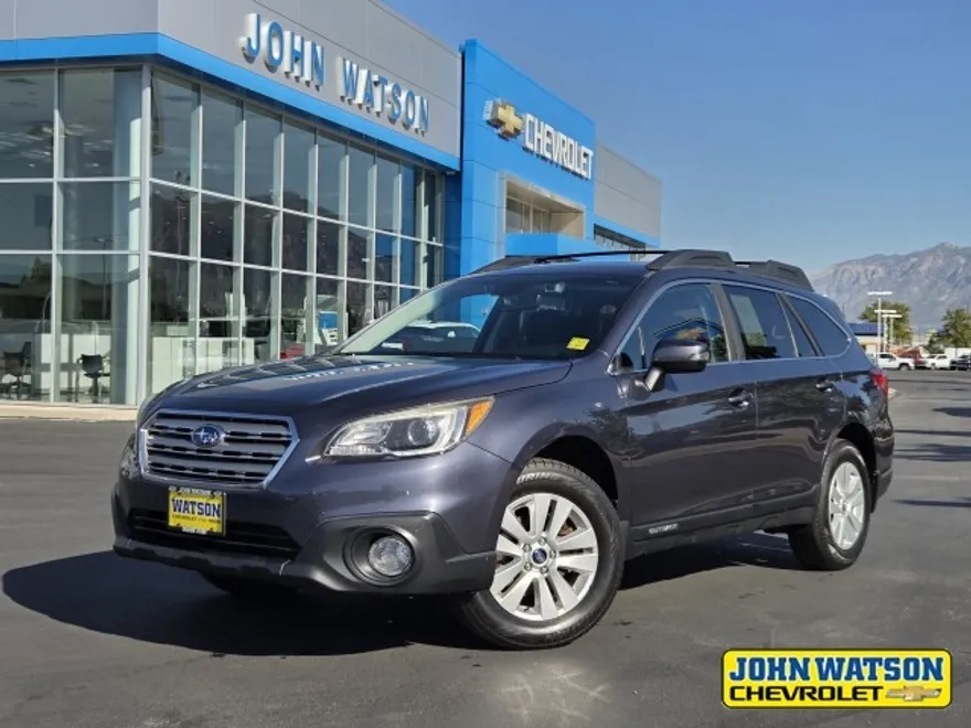 2017 Subaru Outback Premium photo 1