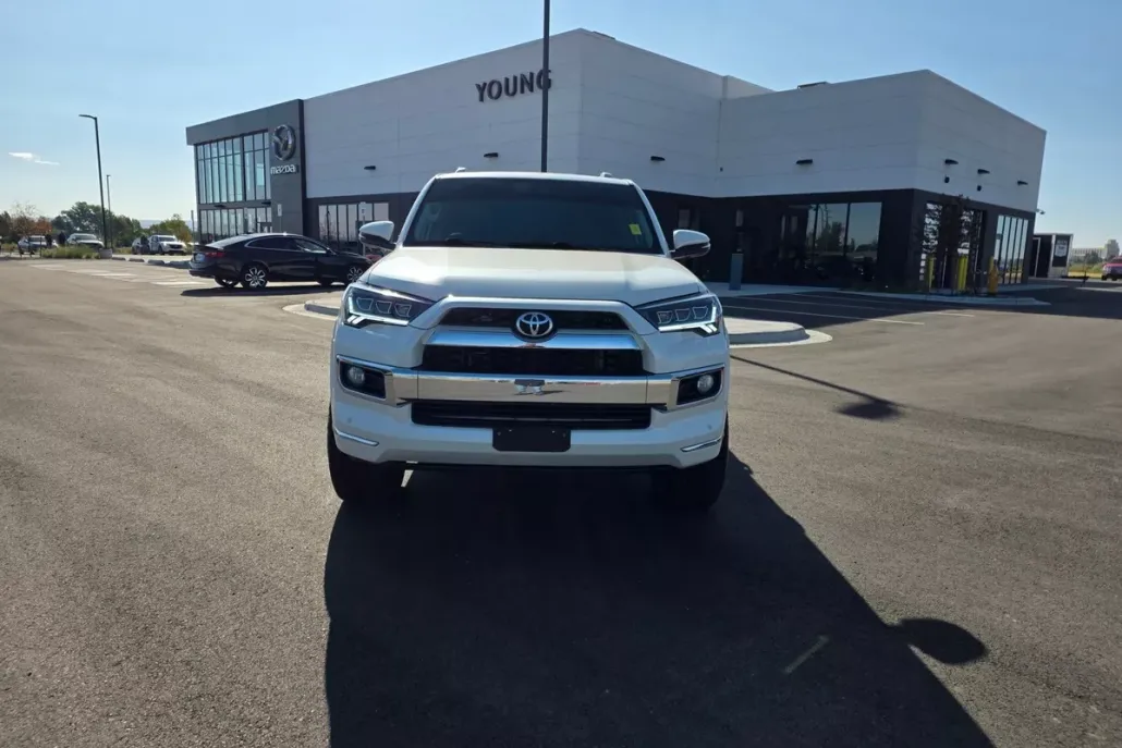 2018 Toyota 4Runner Limited photo 1