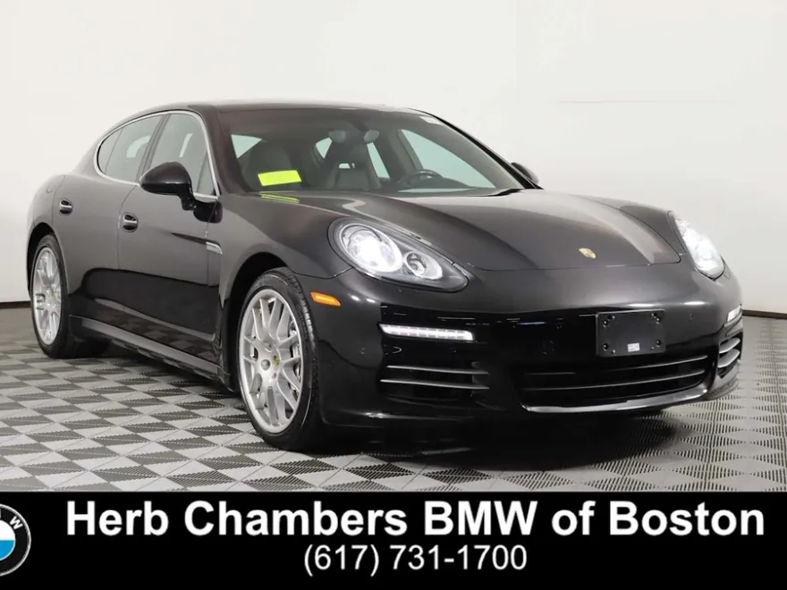 2015 Porsche Panamera 4S photo 1