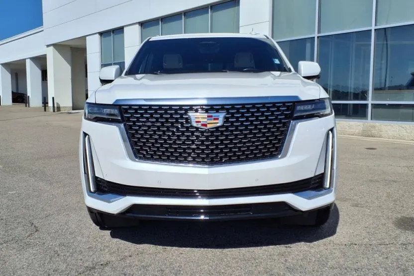 2021 Cadillac Escalade Premium Luxury photo 1