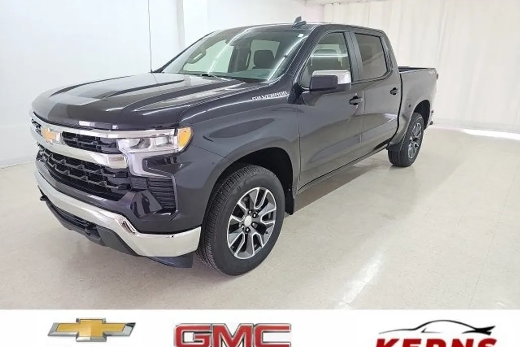 2022 Chevrolet Silverado 1500 LT photo 1
