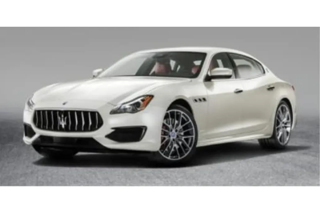 2017 Maserati Quattroporte S photo 1