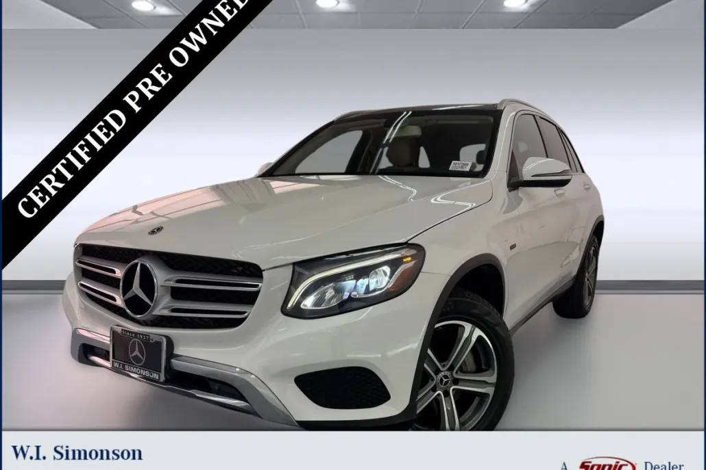 2019 Mercedes Benz GLC 350e photo 1