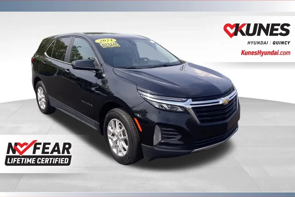 2024 Chevrolet Equinox LT photo 1