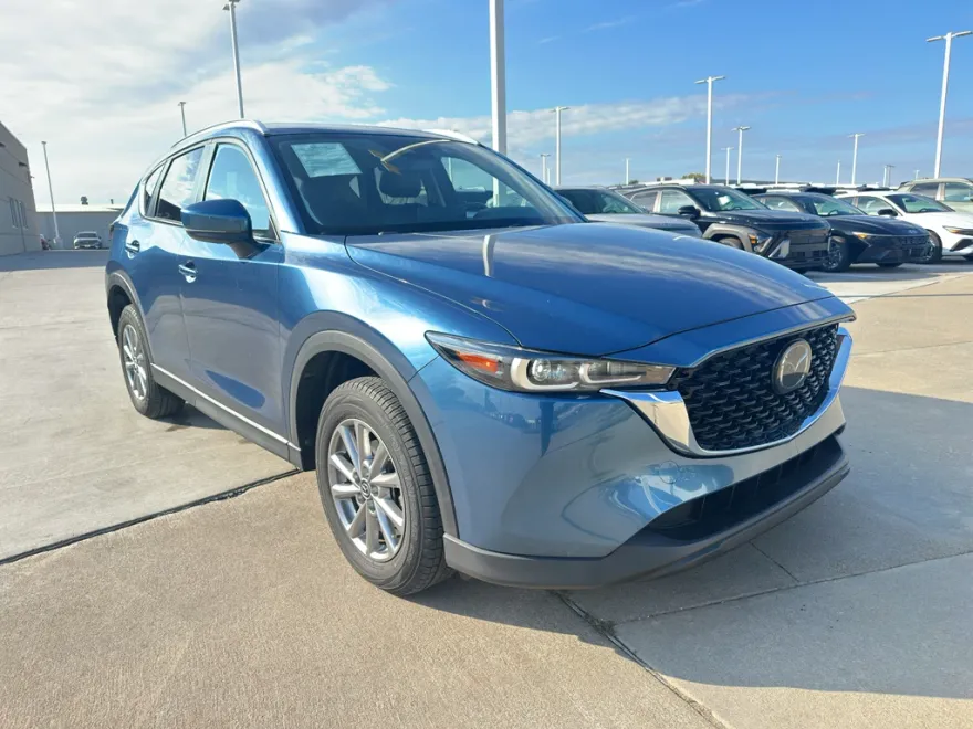 2022 Mazda CX-5 2.5 S Preferred photo 1