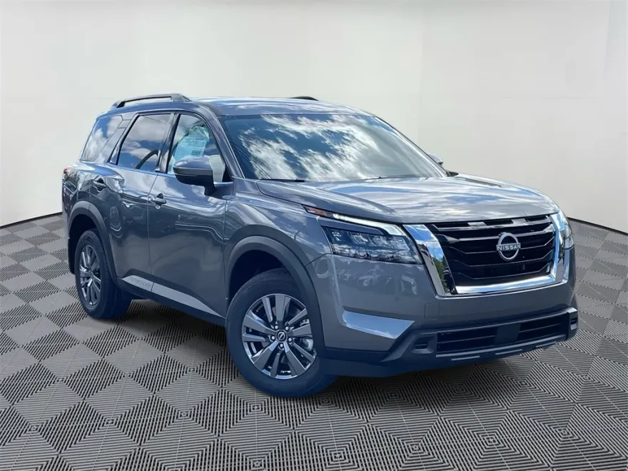 2025 Nissan Pathfinder SV photo 1