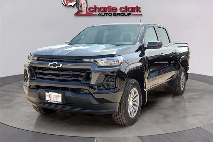 2025 Chevrolet Colorado Work Truck LT photo 1