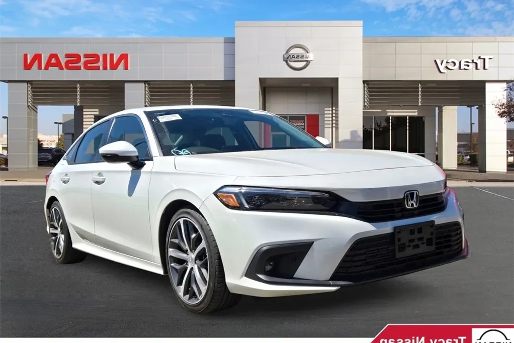 2024 Honda Civic Touring photo 1
